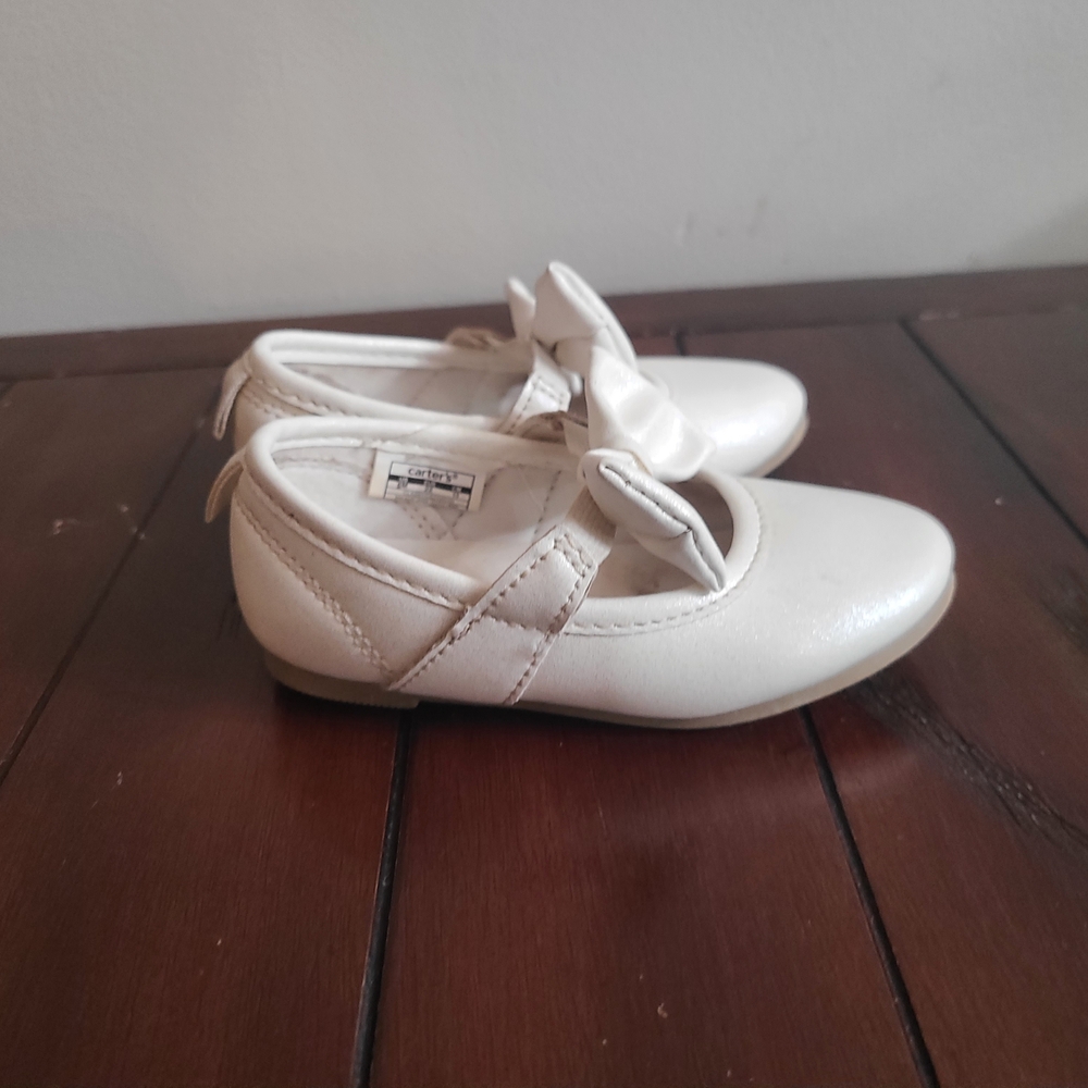 White Baby Girl Shoes with Bow